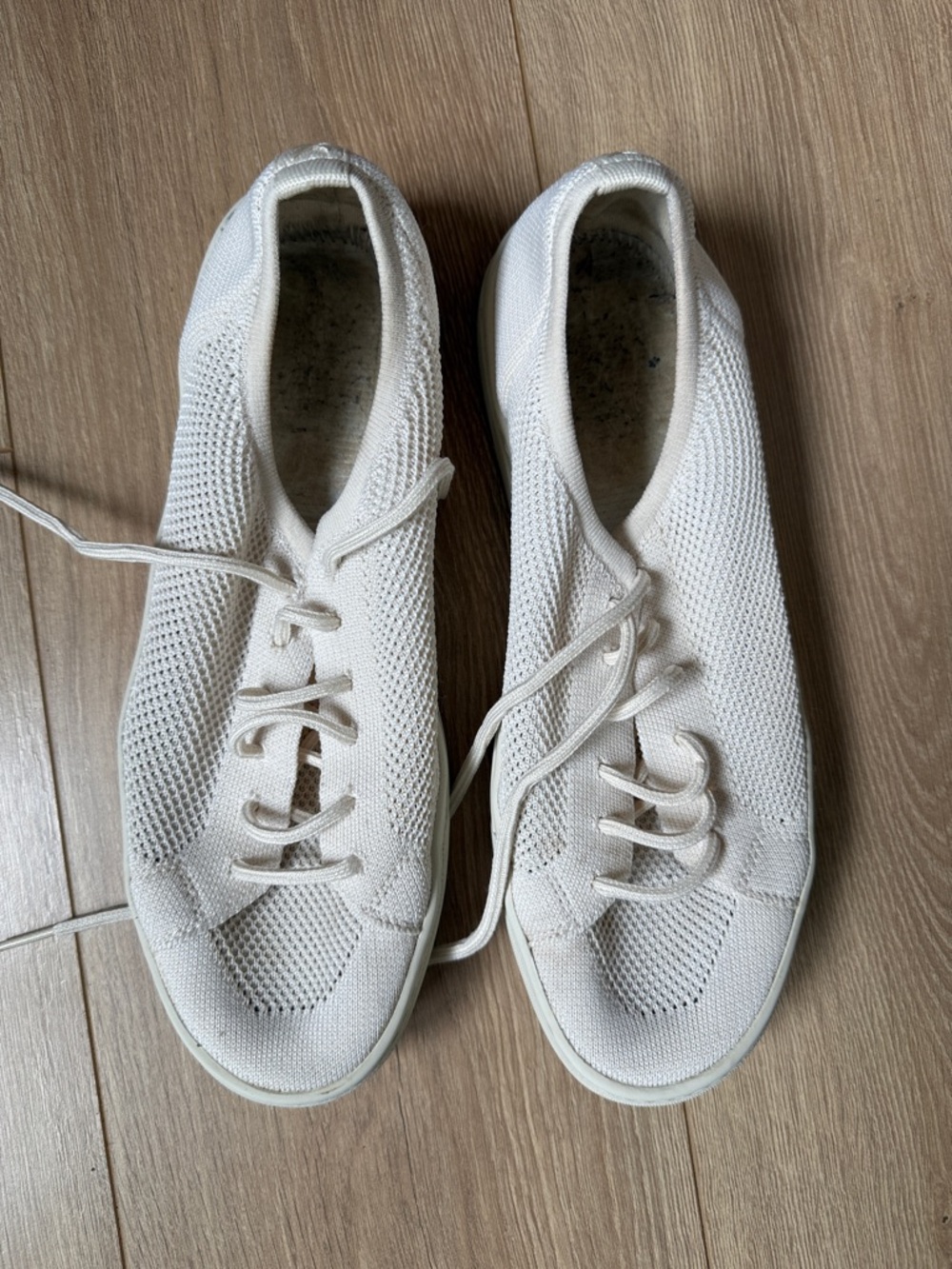 Men’s Soludos 9.5 Knit Sneakers in Off-White